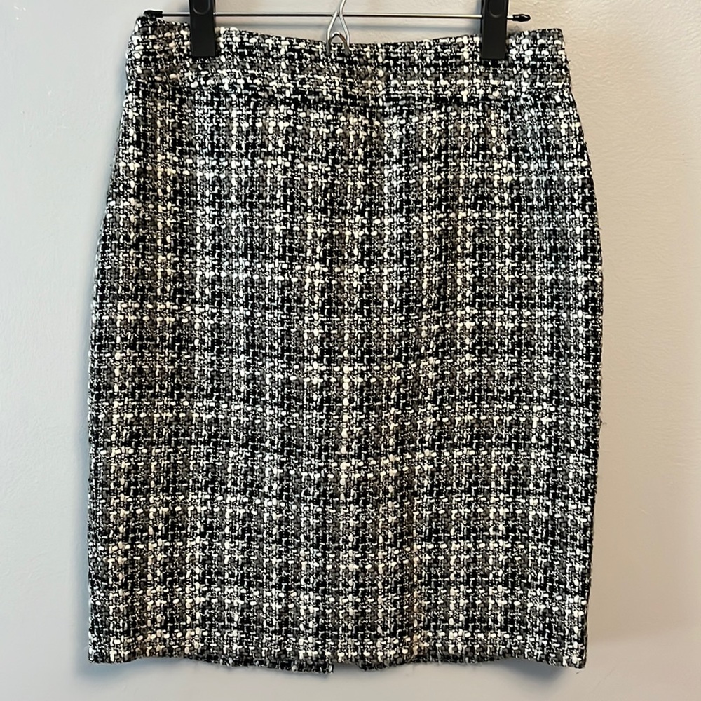 Banana Republic Wool Woven skirt